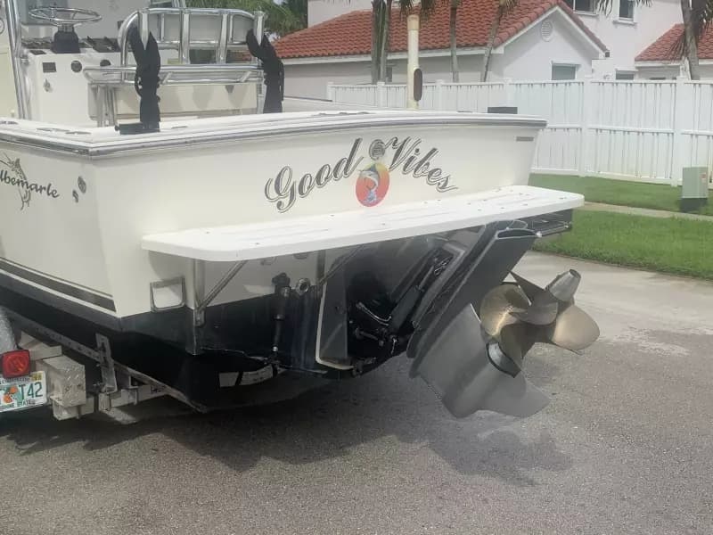 2006 Albemarle 242 Center Console