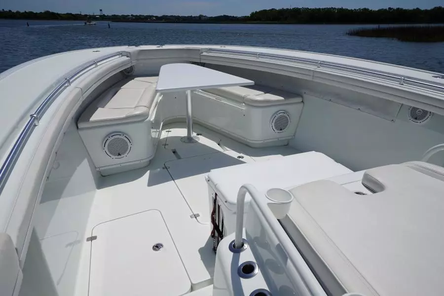 2013 Yellowfin 42 - deck