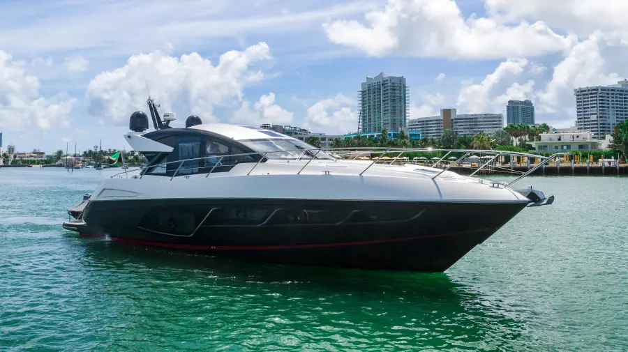 2019 Sunseeker Predator