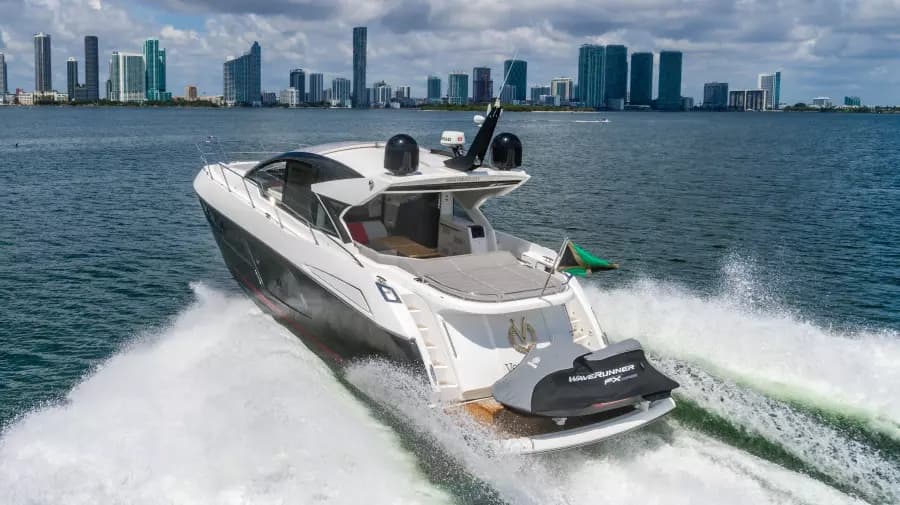 2019 Sunseeker Predator