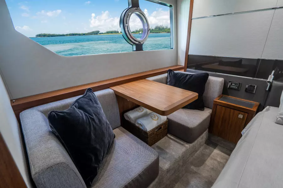 2019 Sunseeker Predator