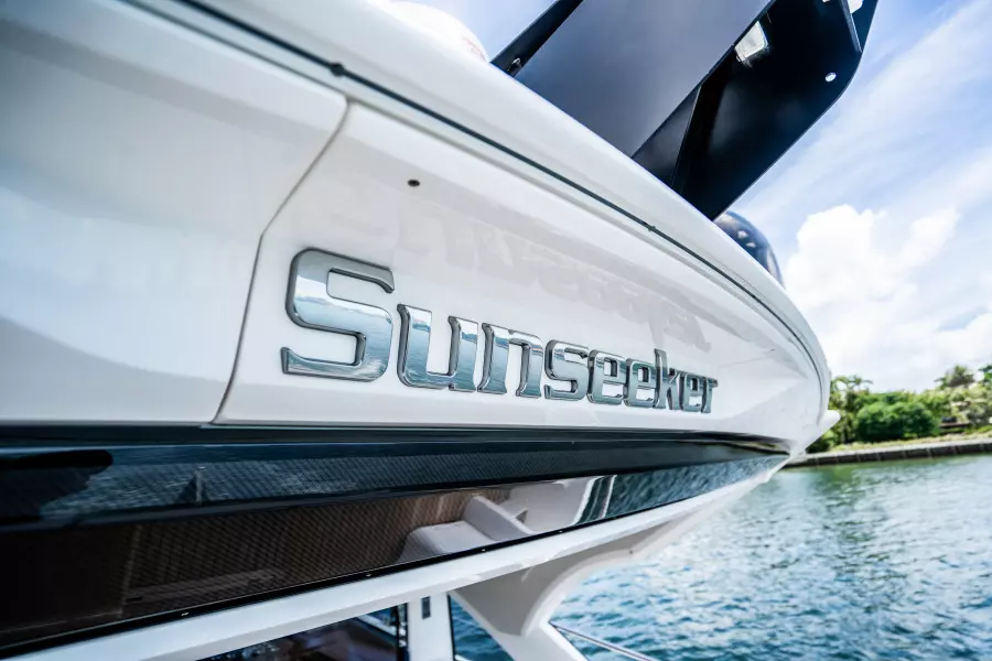 2019 Sunseeker Predator