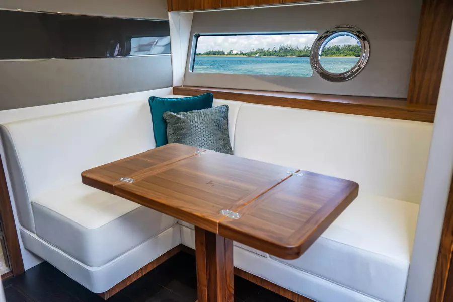 2019 Sunseeker Predator