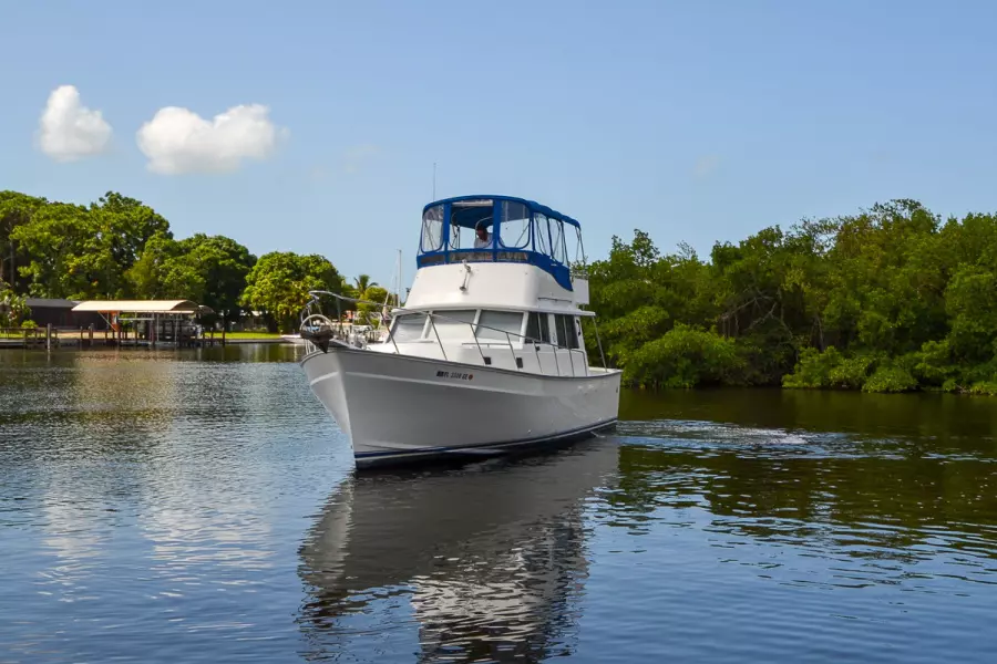 1982 Mainship 34 Trawler