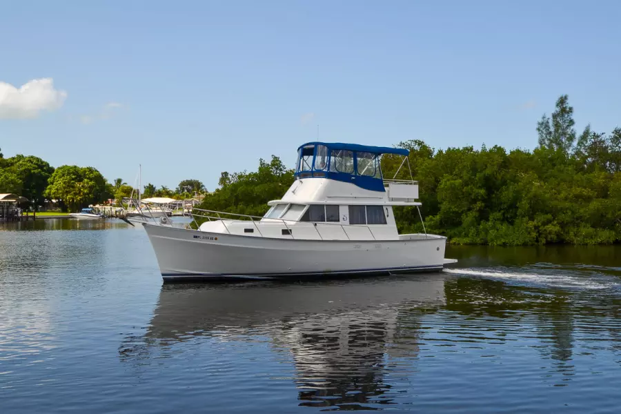1982 Mainship 34 Trawler