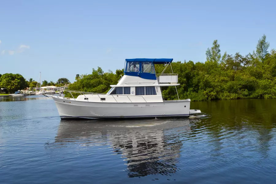 1982 Mainship 34 Trawler