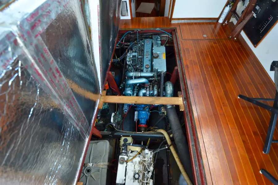 1982 Mainship 34 Trawler