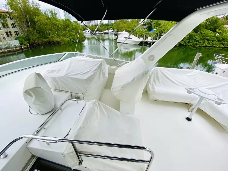 2003 Navigator 5700 Rival