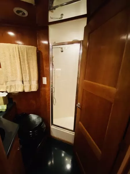 2003 Navigator 5700 Rival