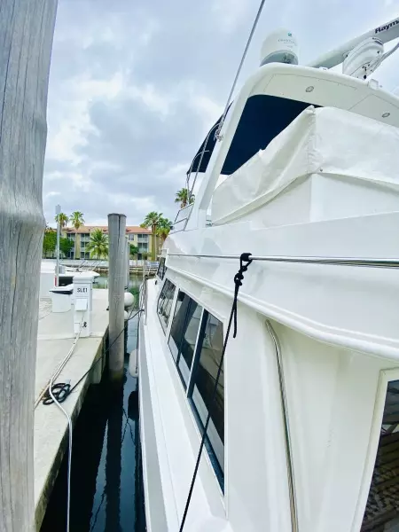 2003 Navigator 5700 Rival