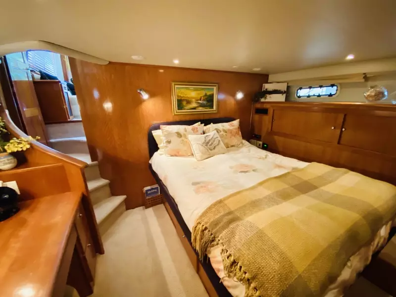 2003 Navigator 5700 Rival