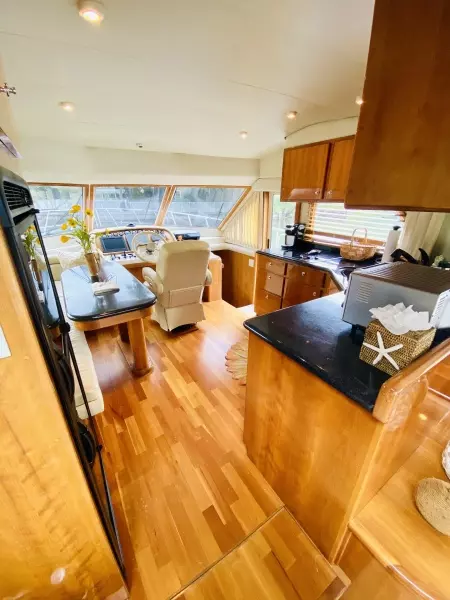 2003 Navigator 5700 Rival