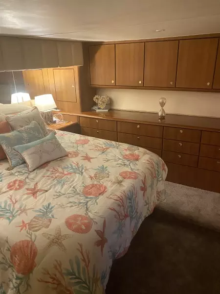 1997 Ocean Yachts Super Sport