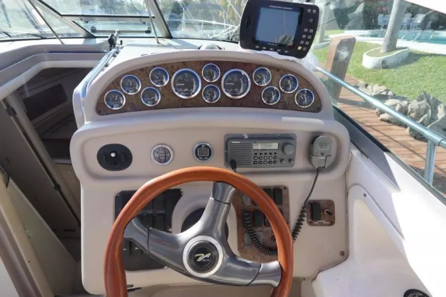 1999 Sea Ray 290 Sundancer