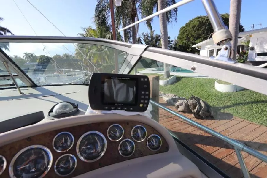 1999 Sea Ray 290 Sundancer