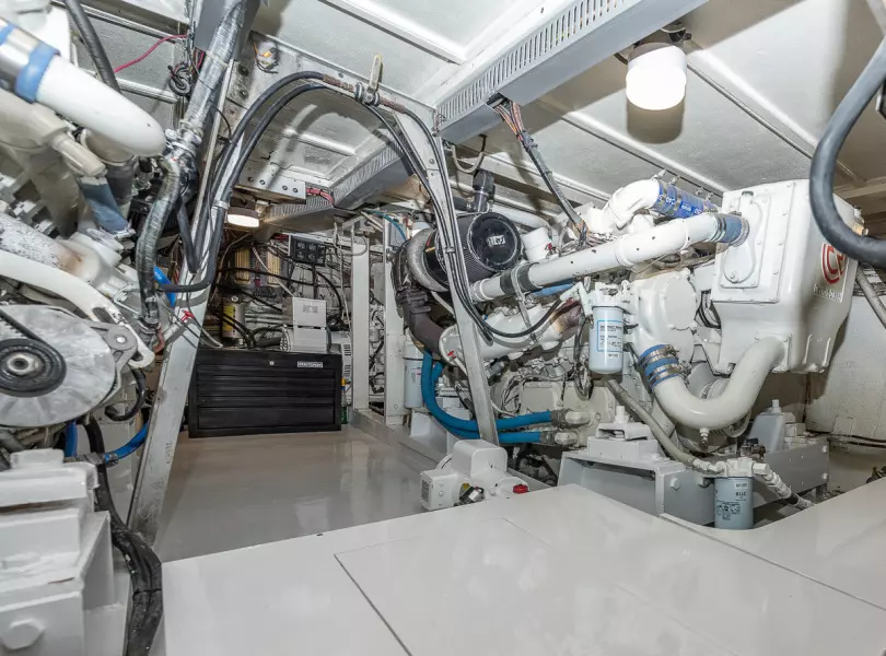 1979 Hatteras 53 Convertible