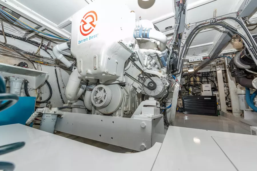 1979 Hatteras 53 Convertible