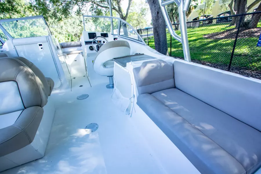 2017 Key West 239DS 05