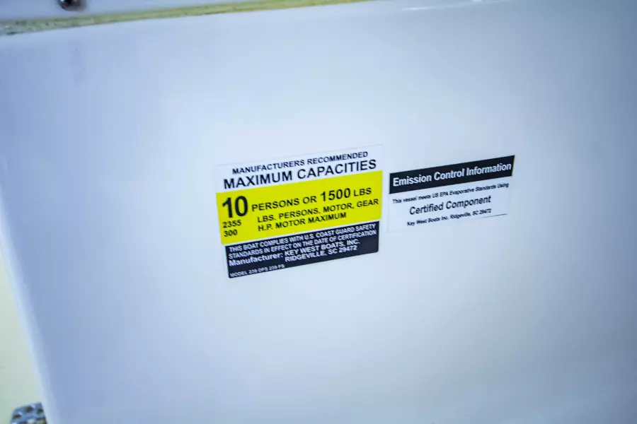 2017 Key West 239DS 35