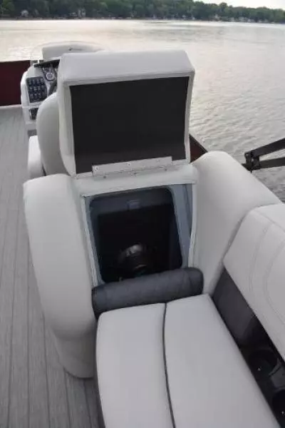 2025 Starcraft SLS 3