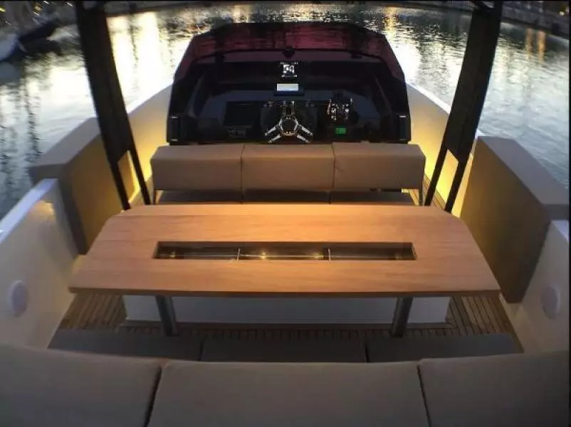 2022 De Antonio D28 Open