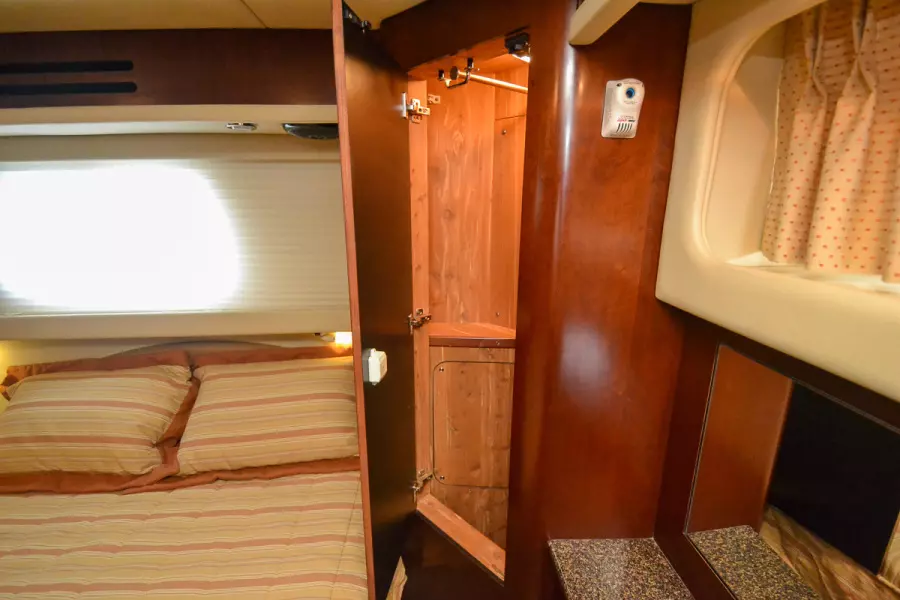 2006 Sea Ray 40 Motor Yacht