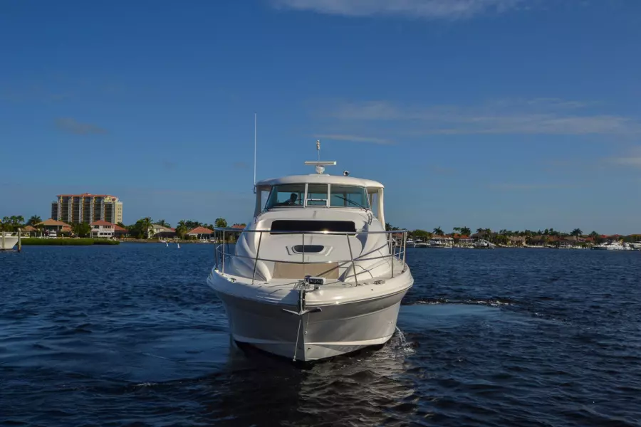 2006 Sea Ray 40 Motor Yacht