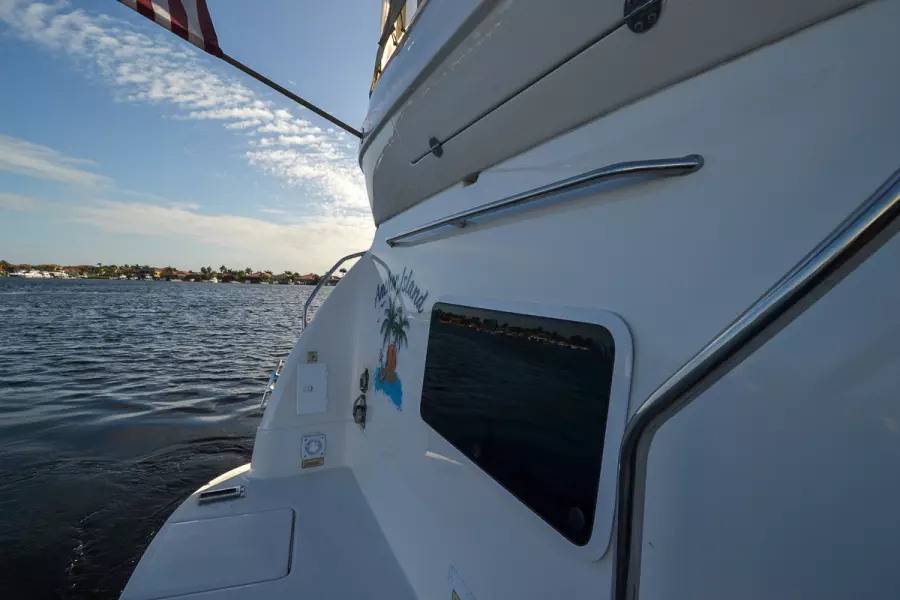 2006 Sea Ray 40 Motor Yacht