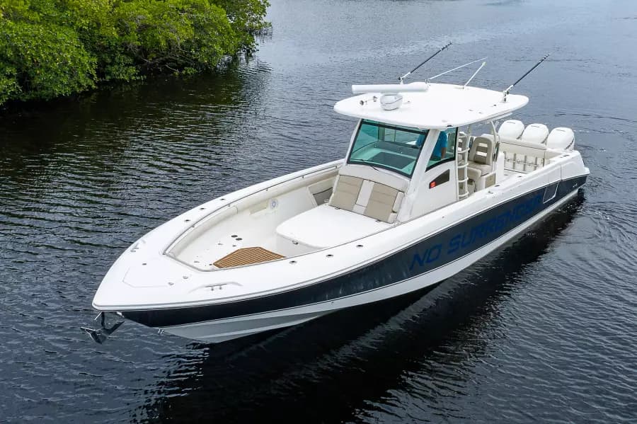 2017 Boston Whaler 370 Outrage
