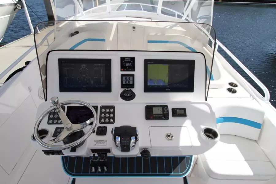 2018 Intrepid 407 Cuddy