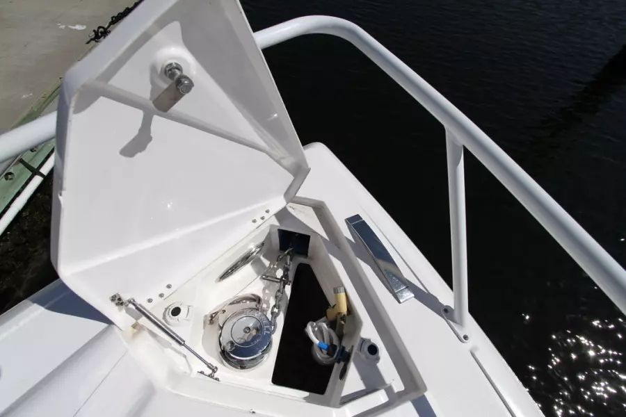 2018 Intrepid 407 Cuddy