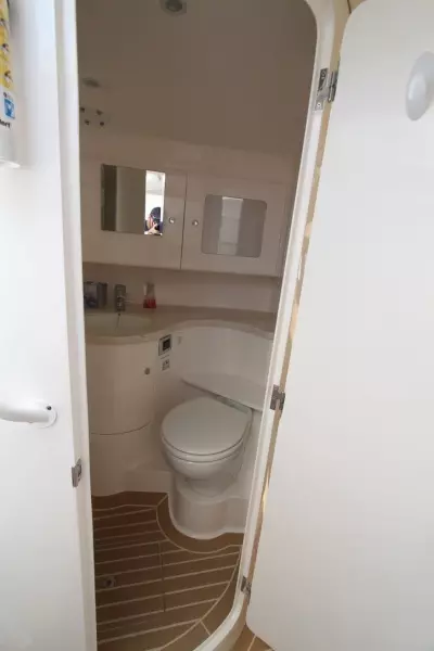 2018 Intrepid 407 Cuddy