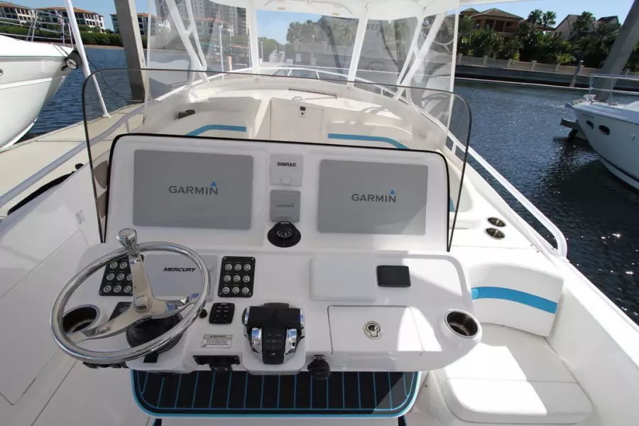 2018 Intrepid 407 Cuddy