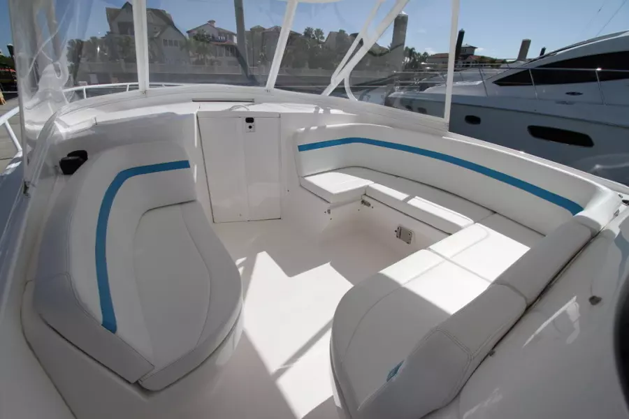 2018 Intrepid 407 Cuddy