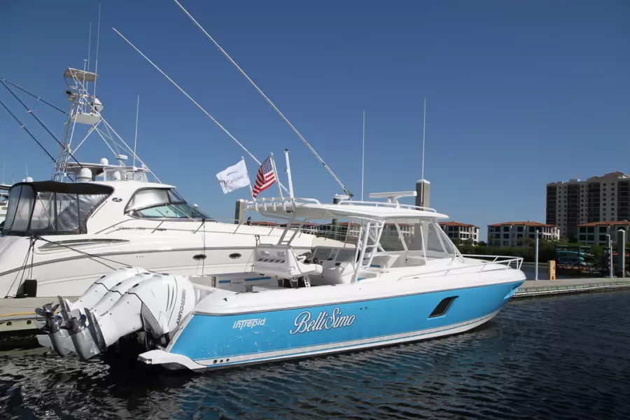 2018 Intrepid 407 Cuddy