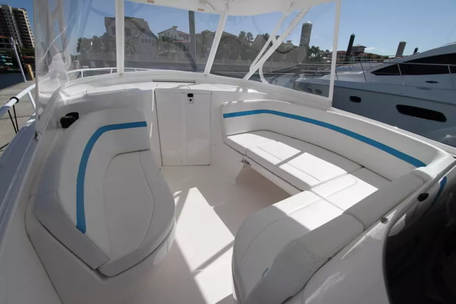 2018 Intrepid 407 Cuddy