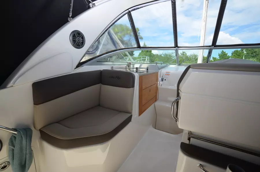 2015 Sea Ray 260 Sundancer