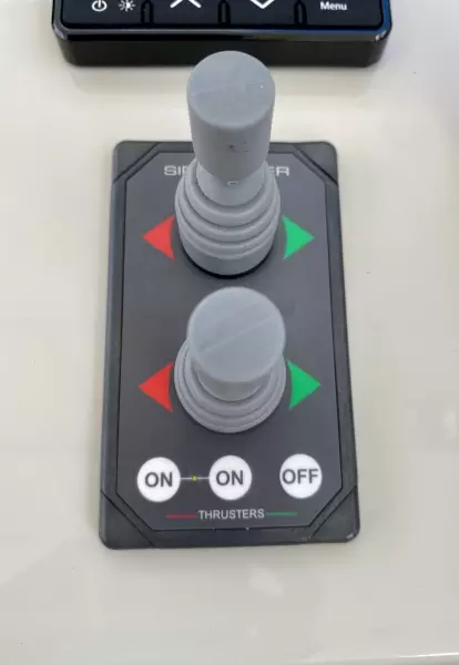 2018 Azimut Flybridge