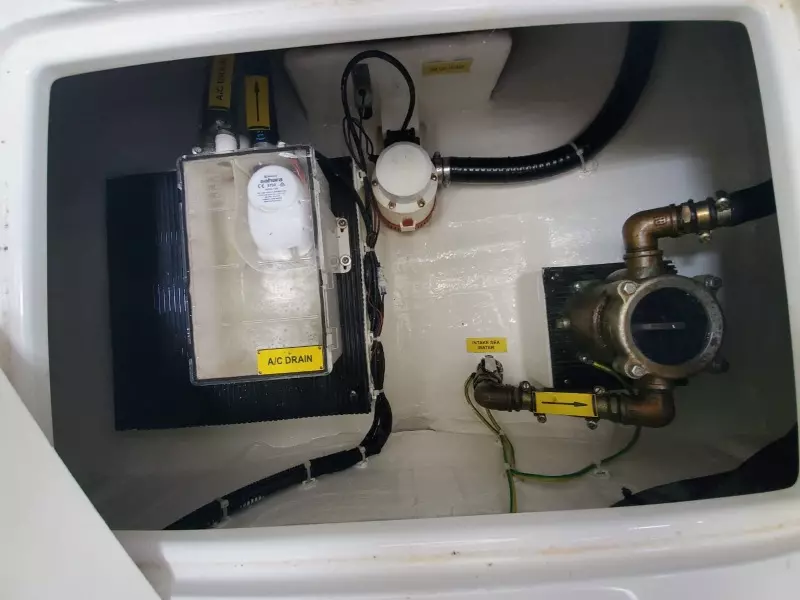 2018 Azimut Flybridge