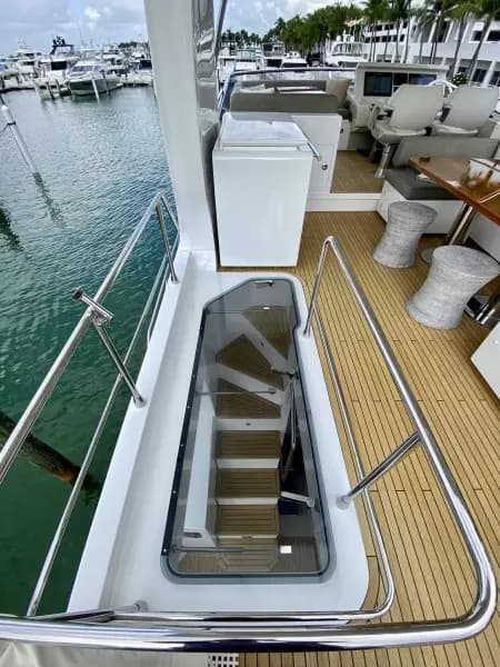 2018 Azimut Flybridge