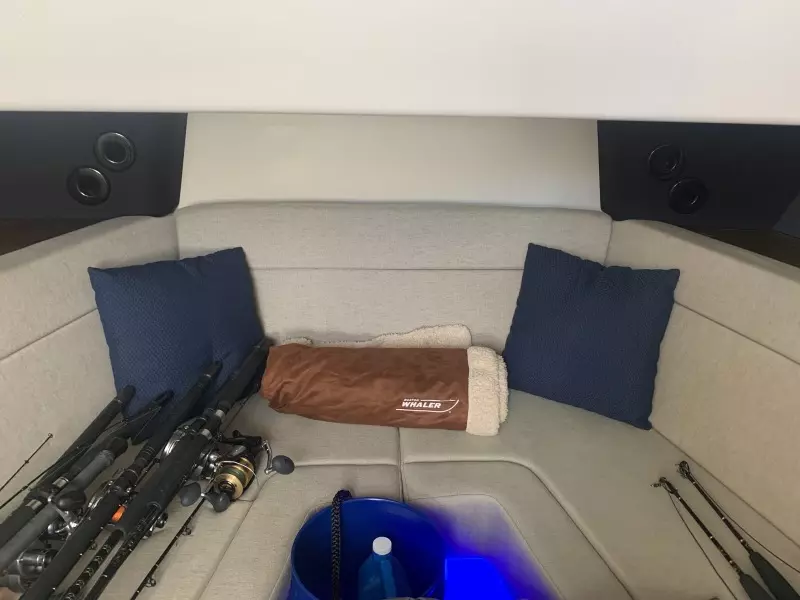 2017 Boston Whaler 420 Outrage