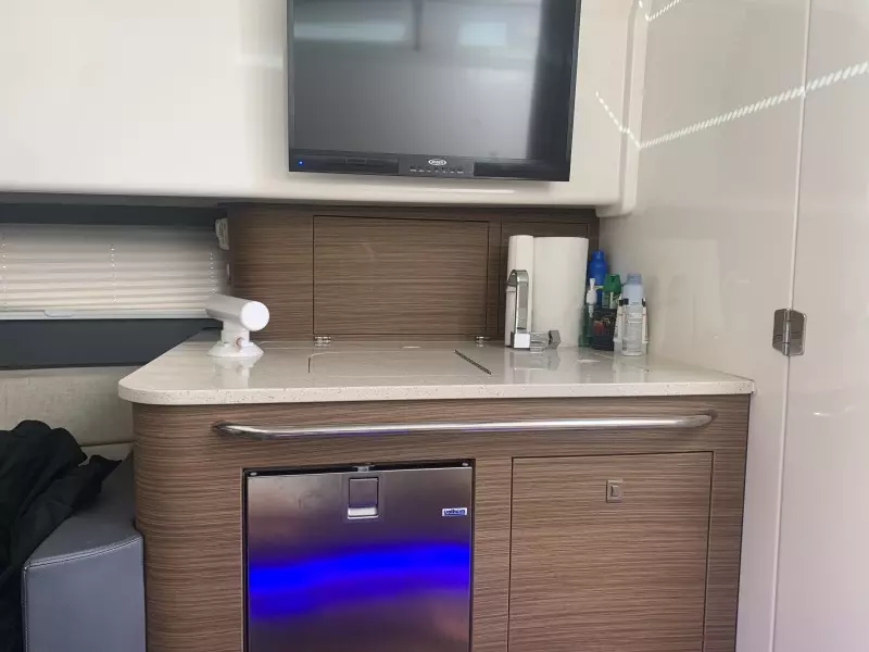 2017 Boston Whaler 420 Outrage