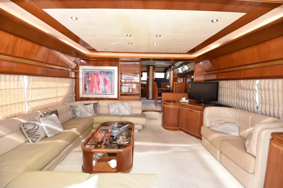 1997 Ferretti Yachts 80