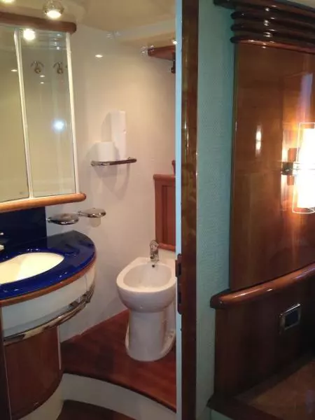 2005 Azimut 62 Evolution