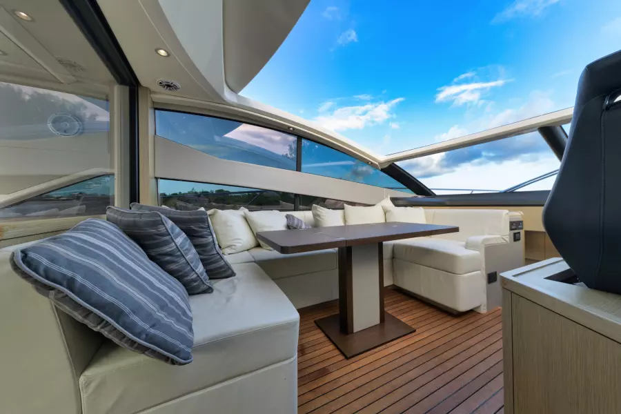 2017 Sunseeker Predator