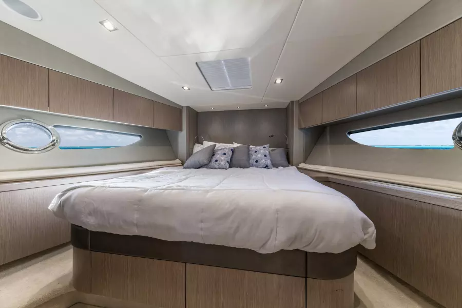 2017 Sunseeker Predator