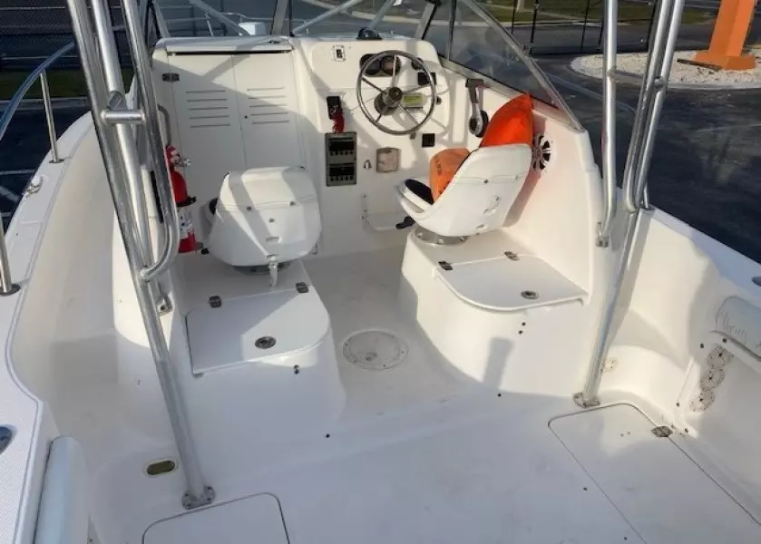 2001 Century 2300 Walkaround