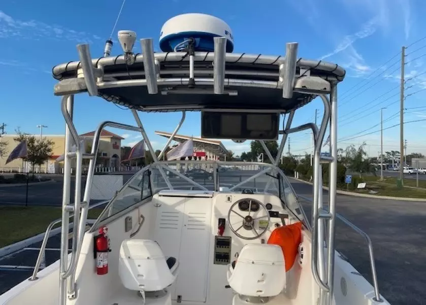 2001 Century 2300 Walkaround