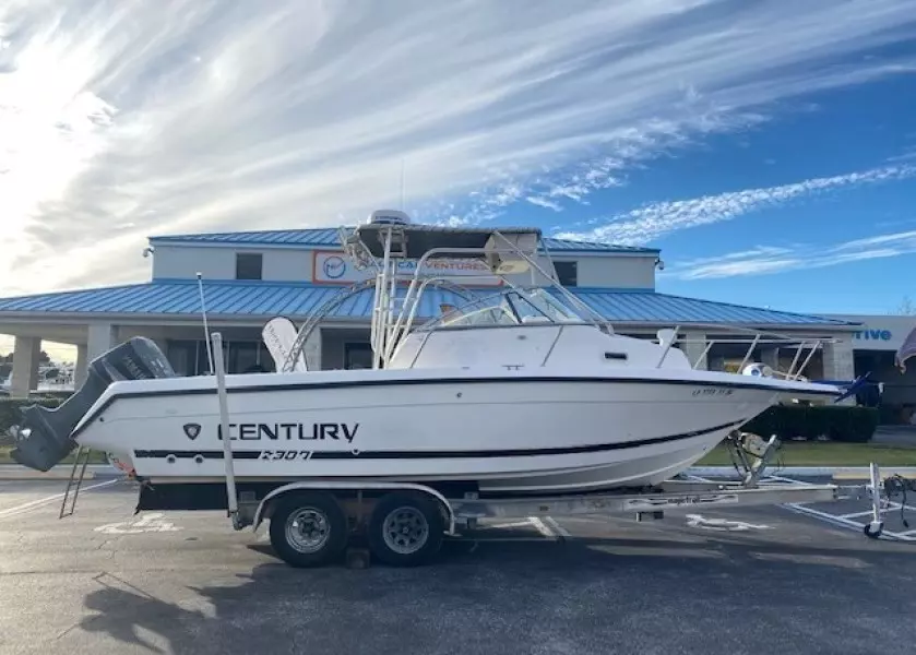 2001 Century 2300 Walkaround