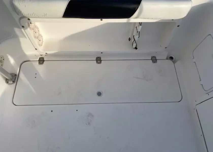 2001 Century 2300 Walkaround